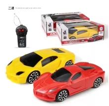 Carro de brinquedo de simulação de controle remoto para meninos e meninas, carro esportivo elétrico 2-Way RC, modelo cor aleatória, presentes de aniversário, 1pc